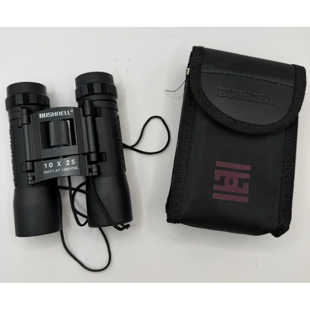 Bushnell 10 X 25 302 AtFt/1000 Yds Binoculars w/ Neck Strap & Case